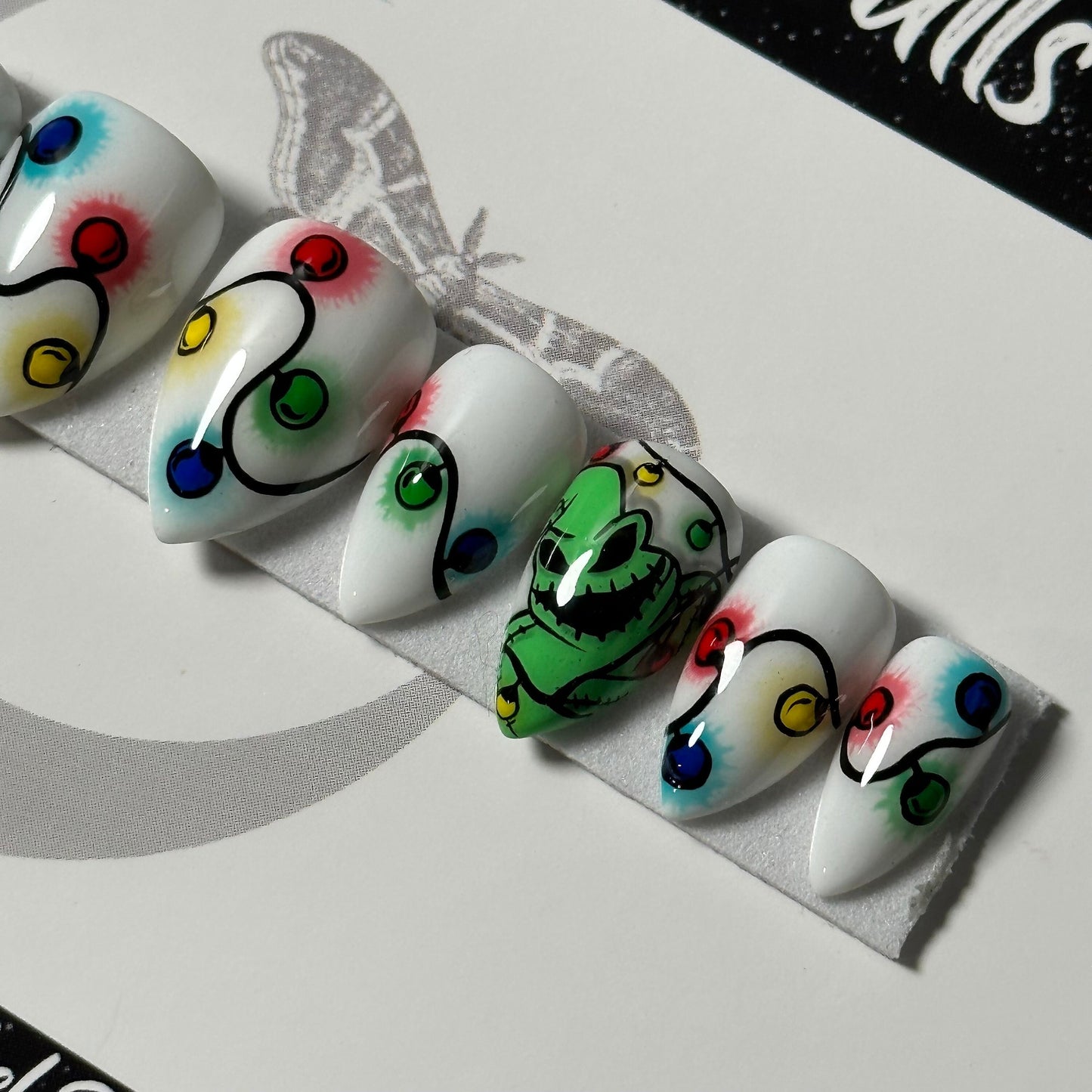 Spooky String Lights, Press On Nails, Creepmas Nails, Christmas Press Ons, Goth Nails, Witchy Nails, Reusable False Nails, Fake Nails
