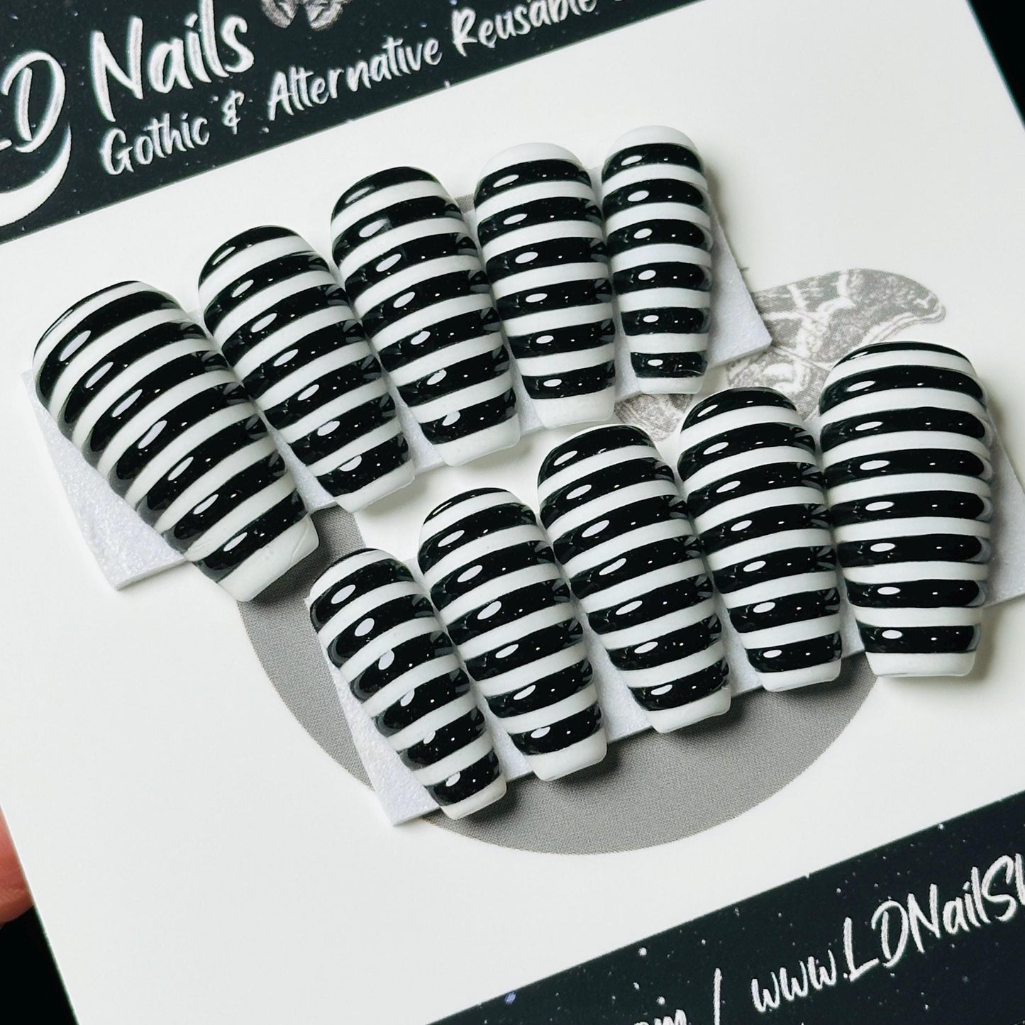 3D Stripe