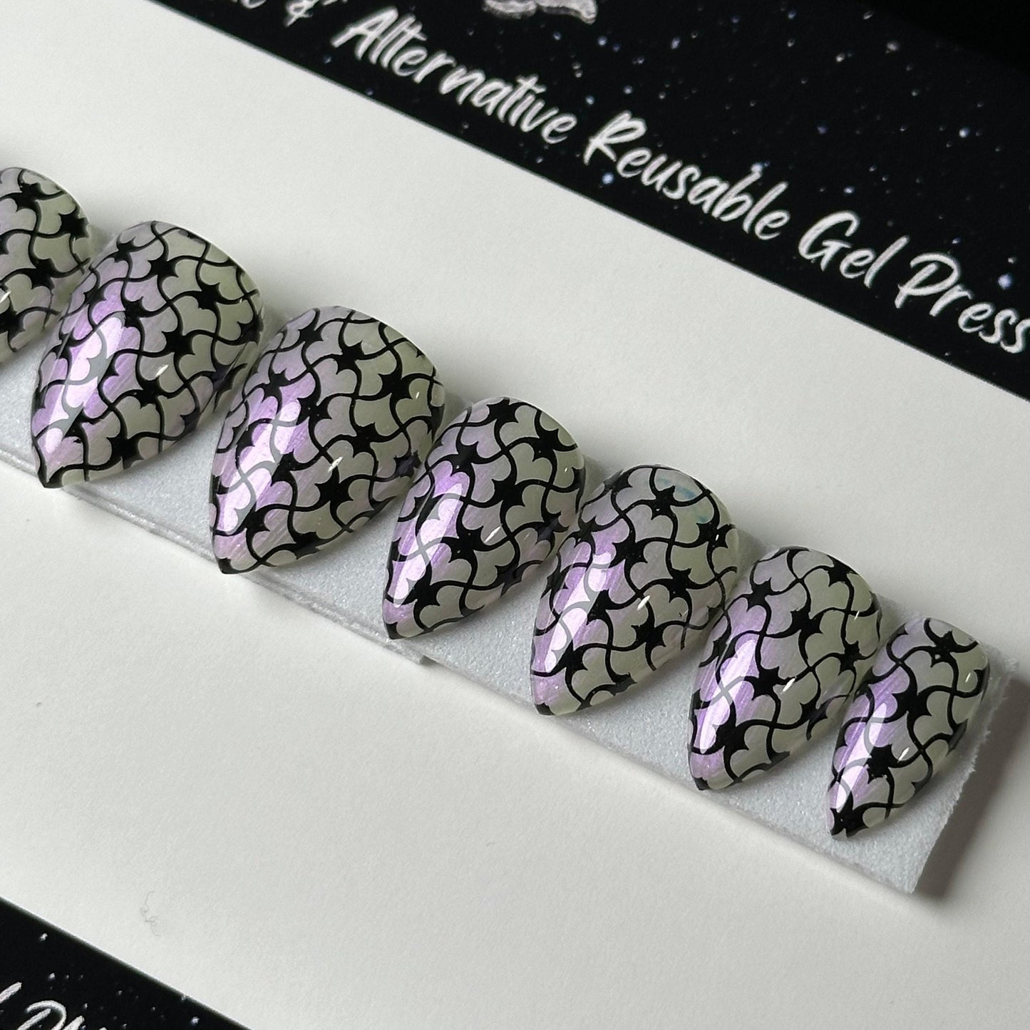 Pearl Lattice