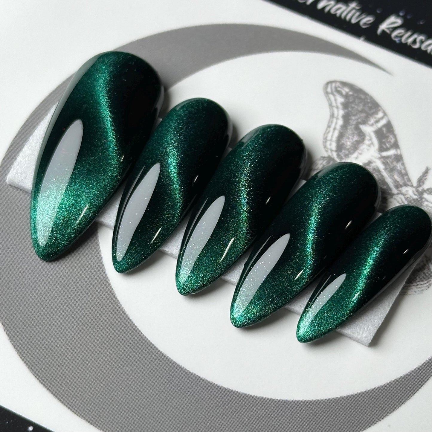Emerald Cat Eye