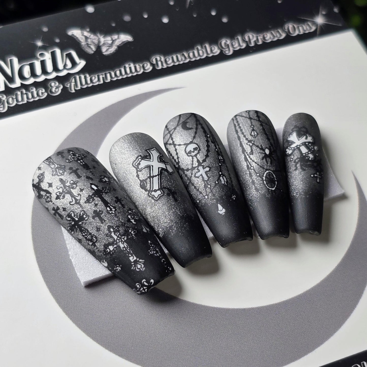 Deaths Rosary - Crypt Couture, Gothic Halloween Press On Nails, Spooky Vamp Cat Eye Nails
