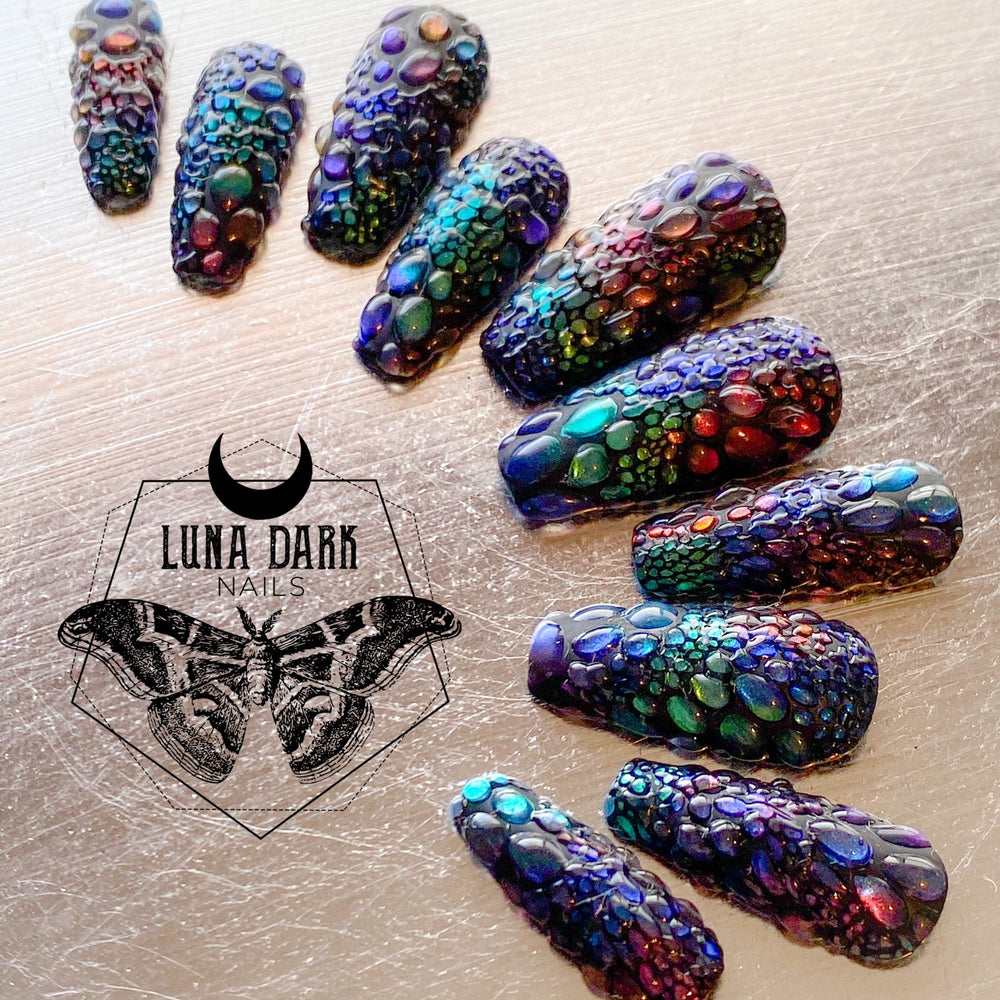 
                      
                        3D Textured Dragon Scale Nails
                      
                    