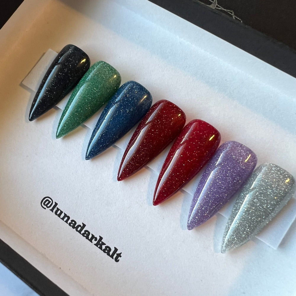
                      
                        Flash Glitter Collection
                      
                    