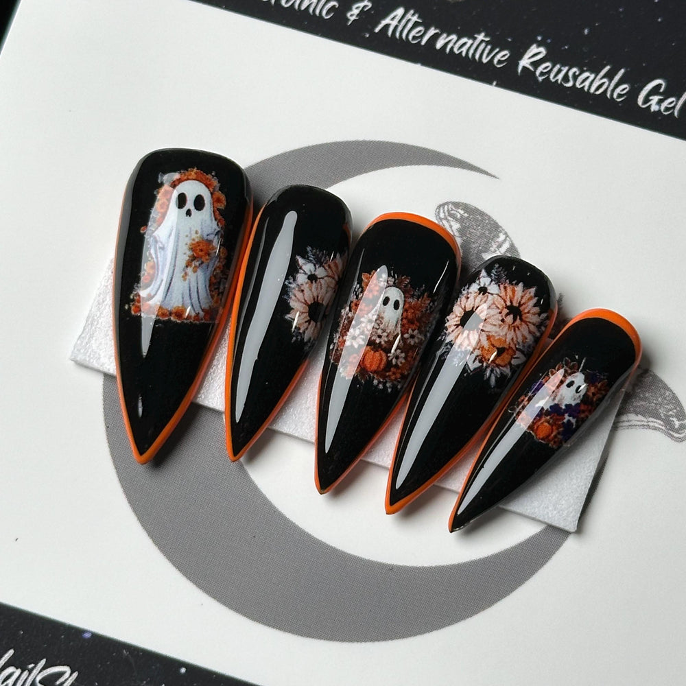 
                      
                        Haunted Harvest, Autumn Ghost Nails, Black and Orange Nails, Gothic Fall Press On Nails, Custom Halloween Nails, Reusable False Nails
                      
                    