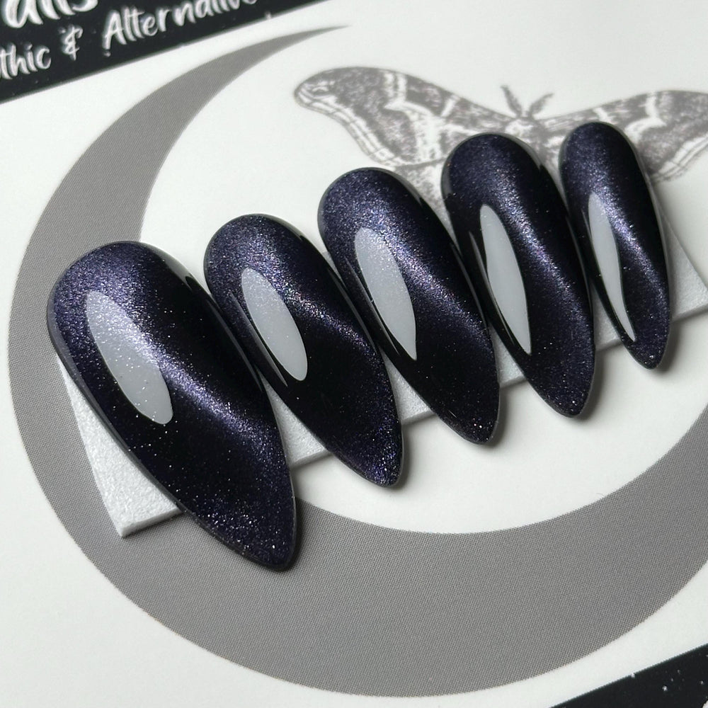 
                      
                        Midnight Cat Eye, Press On Nails, Colour Shift Nails, Cosplay Nails, Gothic Press Ons, Witchy Nails, Reusable False Nails, Alternative Nail
                      
                    