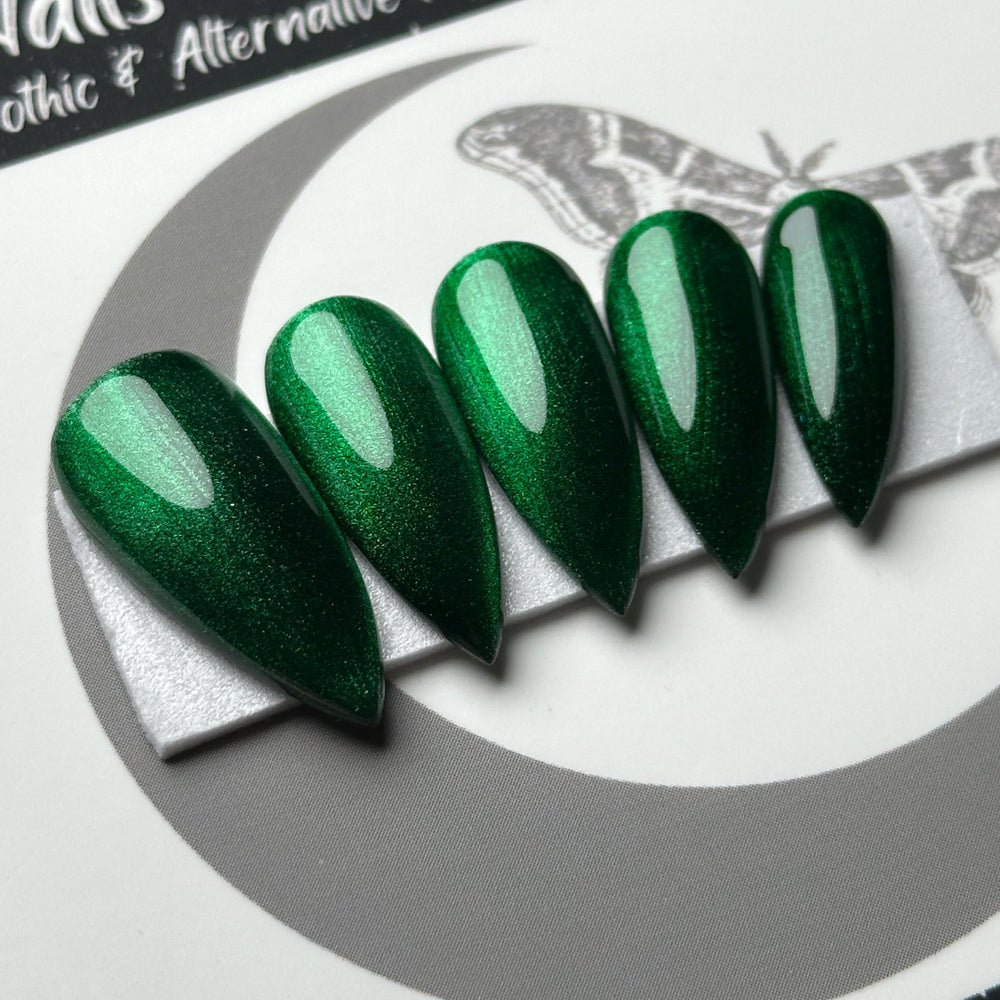 
                      
                        Green Christmas Glass Nails, Xmas Press On Nails, Winter Nails, Gothic Press Ons, Witchy Nails, Reusable False Nails, Alternative Nail
                      
                    