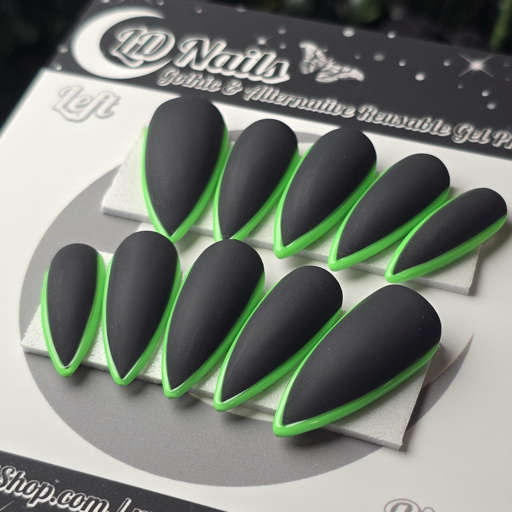 Black and Green Skinny French, Halloween Press Ons, Fall Nails, Gothic Press Ons, Witchy Nails, Reusable False Nails, Alternative Nails