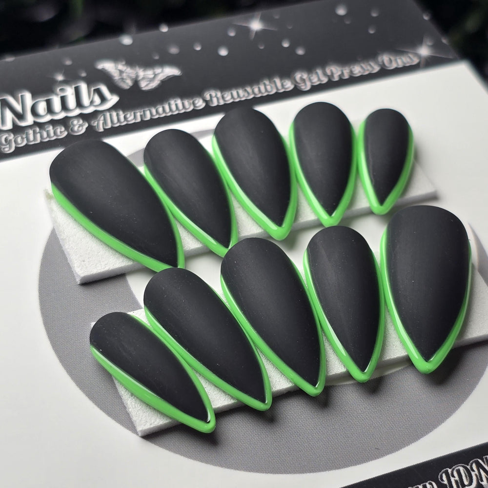 
                      
                        Black and Green Skinny French, Halloween Press Ons, Fall Nails, Gothic Press Ons, Witchy Nails, Reusable False Nails, Alternative Nails
                      
                    