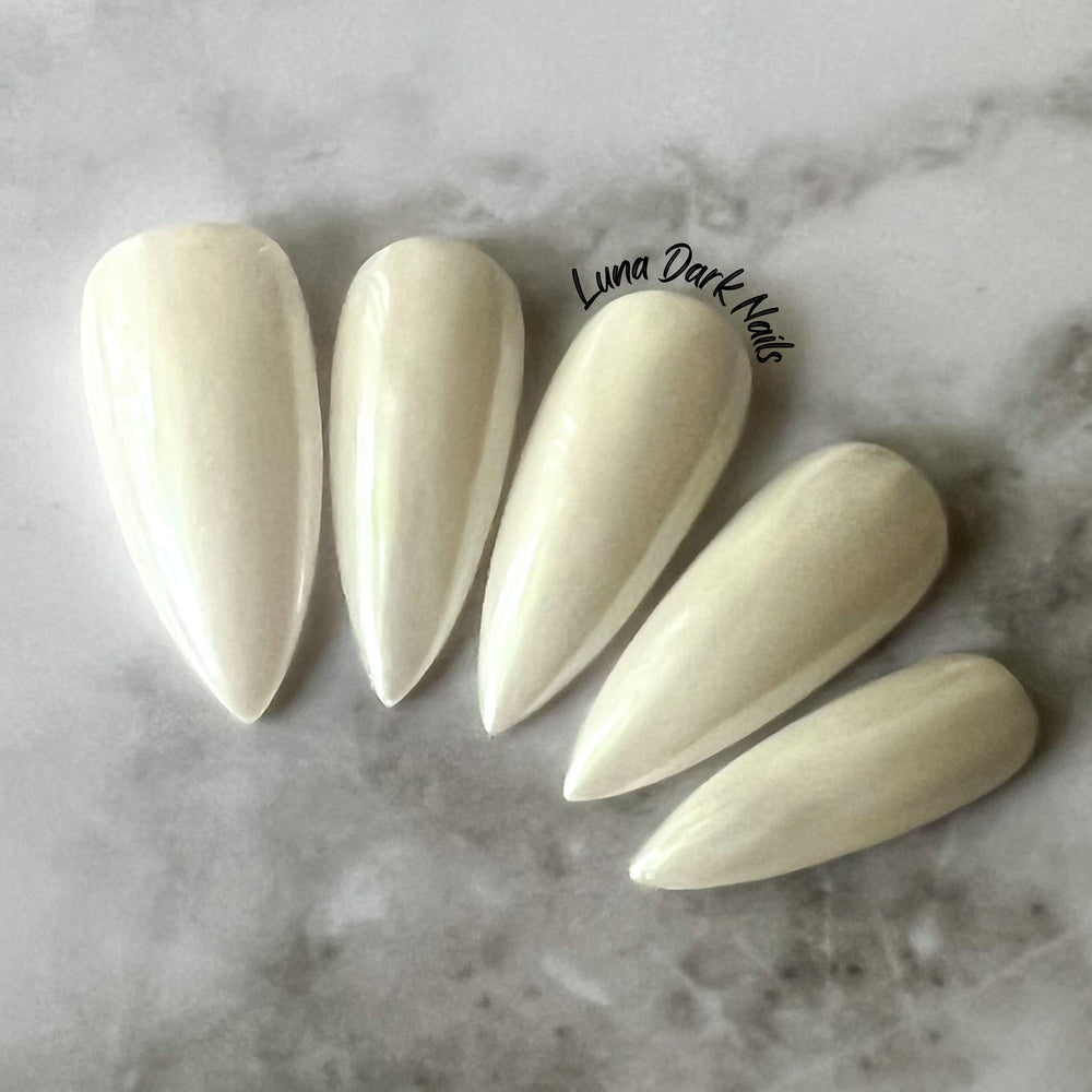 
                      
                        Donut Glaze Chrome
                      
                    