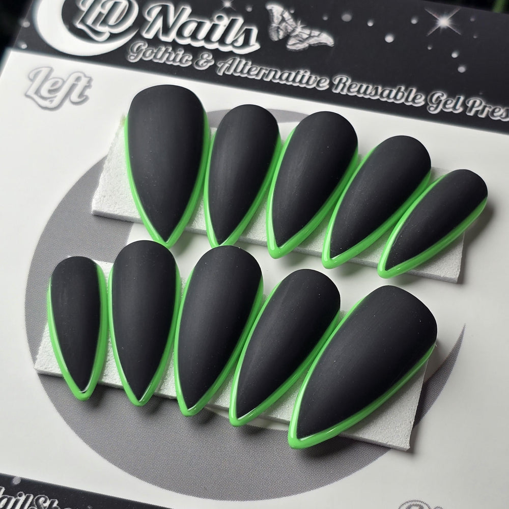 
                      
                        Black and Green Skinny French, Halloween Press Ons, Fall Nails, Gothic Press Ons, Witchy Nails, Reusable False Nails, Alternative Nails
                      
                    
