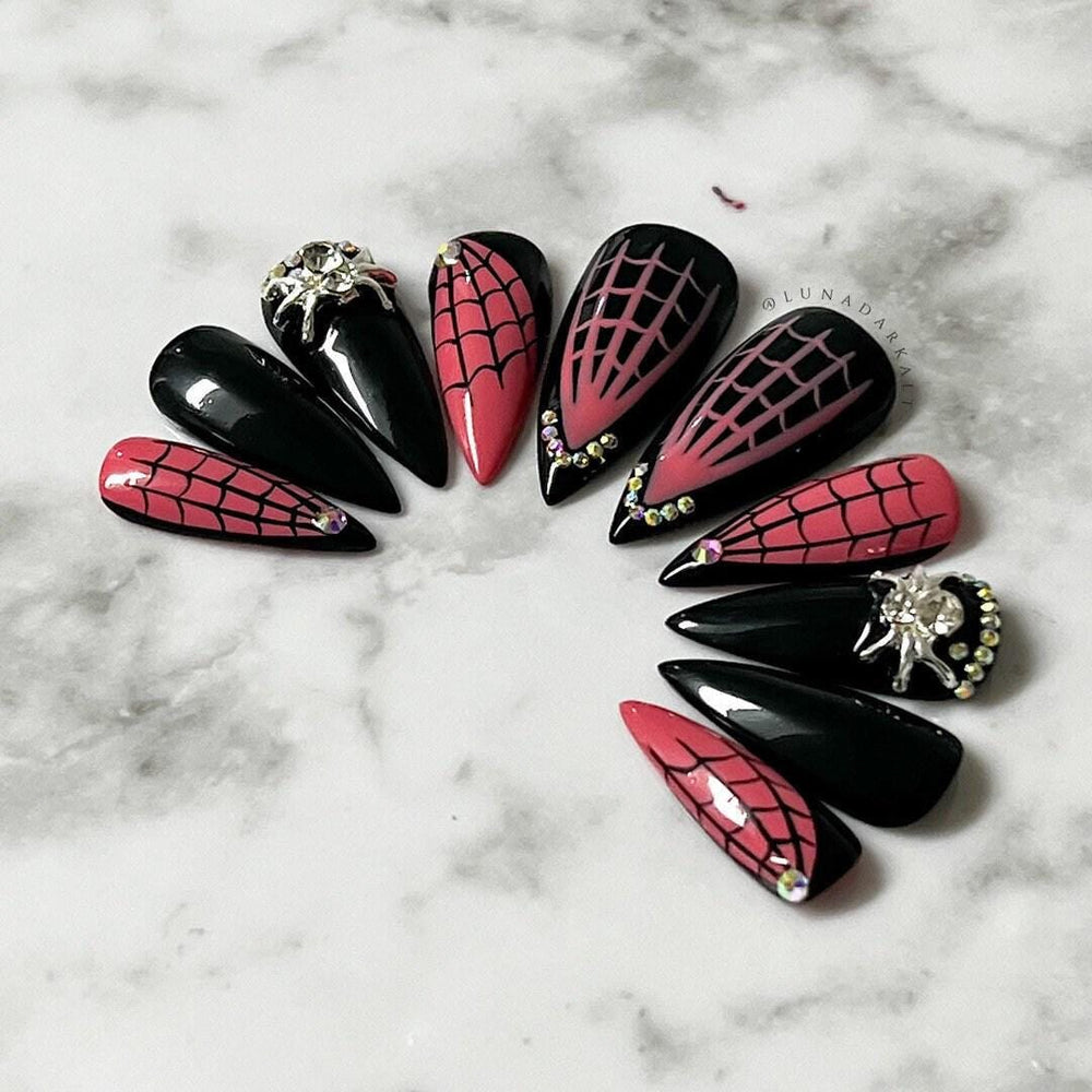 
                      
                        Spider Queen
                      
                    