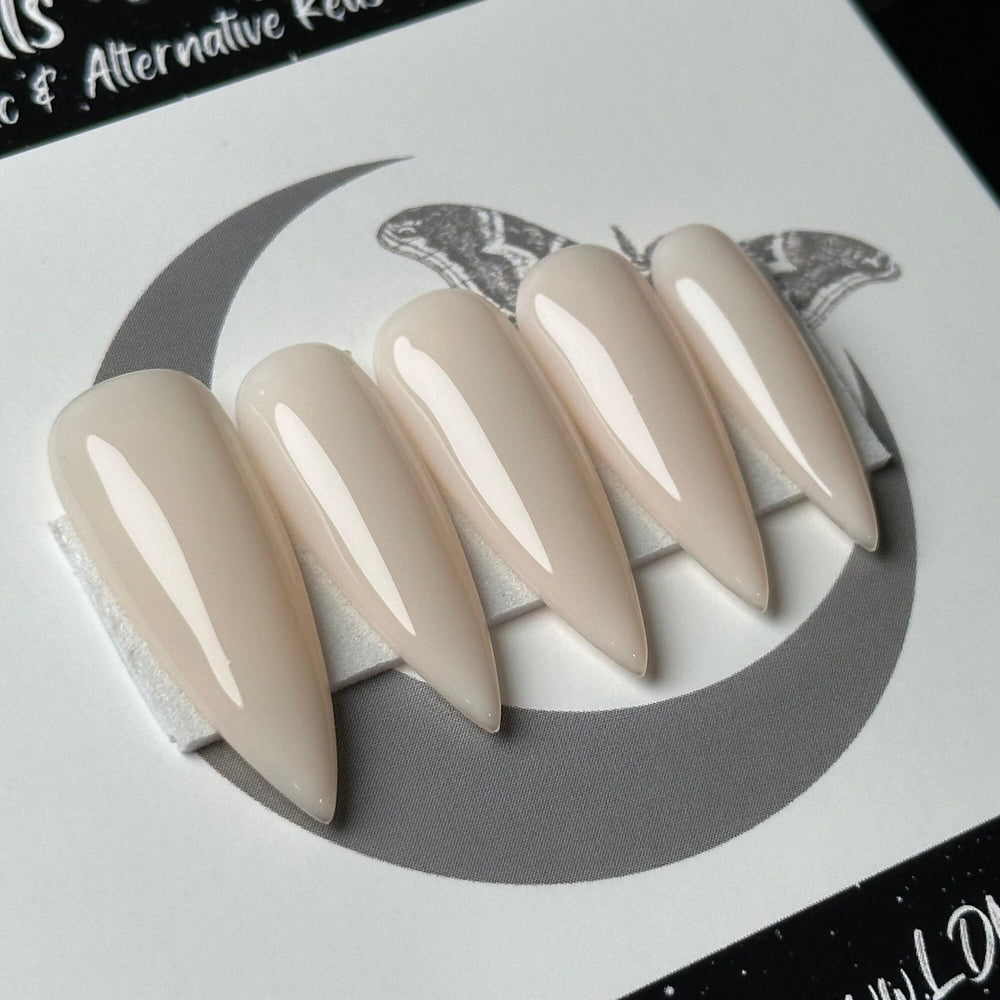 
                      
                        Pearly
                      
                    