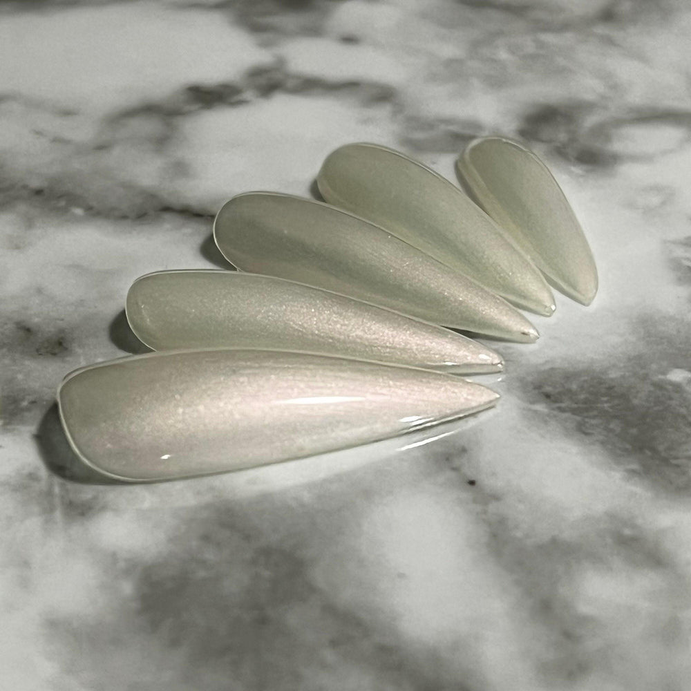 
                      
                        French Kiss
                      
                    