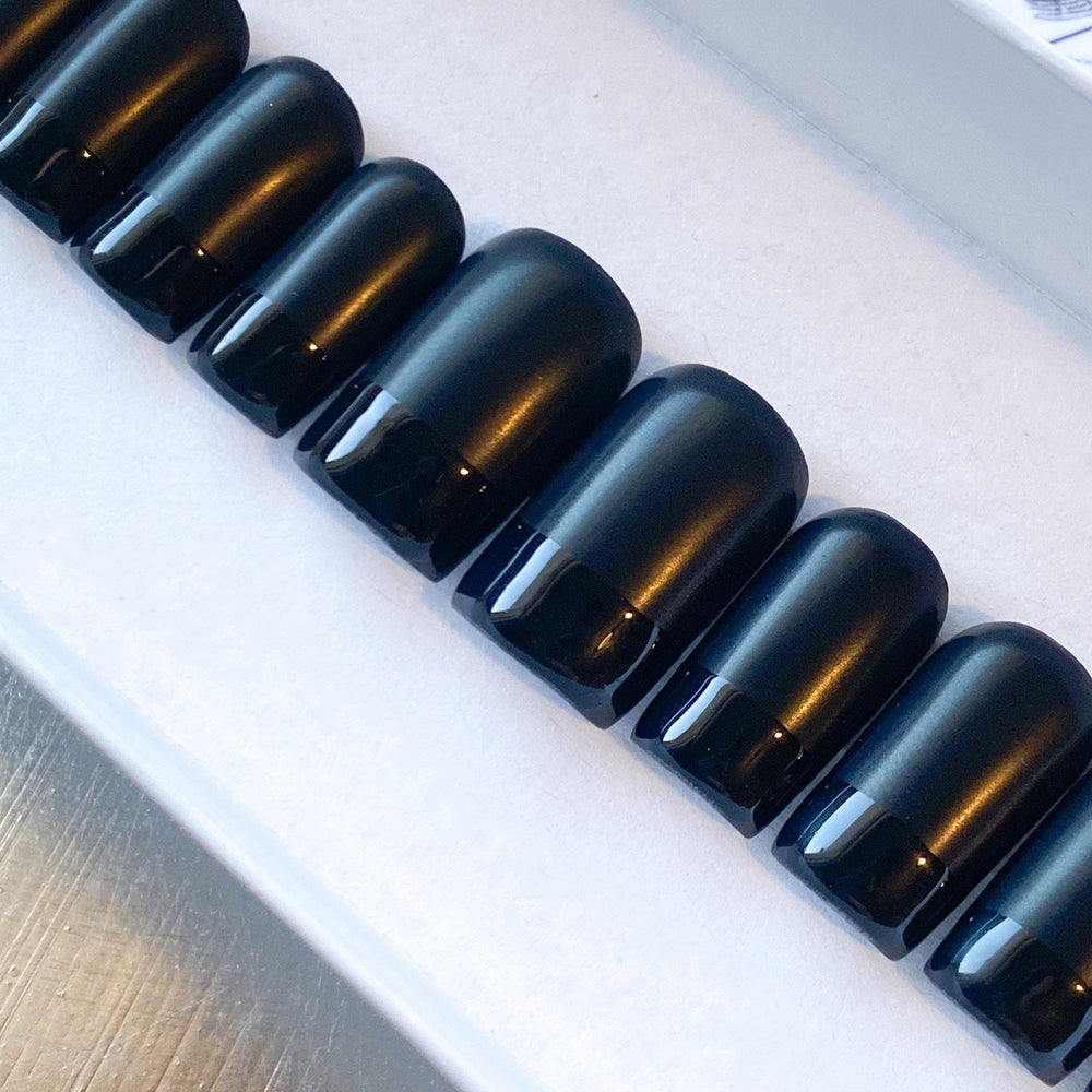 
                      
                        Black on Black: Tipped
                      
                    
