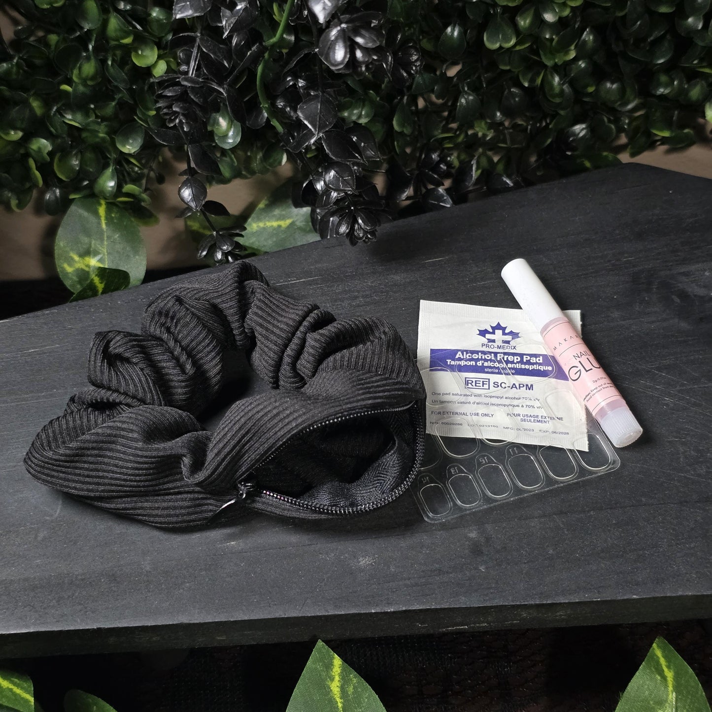 Emergency Nail Kit, Press On Nail Application Kit, Scrunchie Secret Pocket Kit
