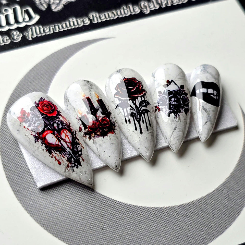
                      
                        Vampire's Kiss - Crypy Couture, Gothic Vamp Rose Nails, Gothic Halloween Press Ons
                      
                    