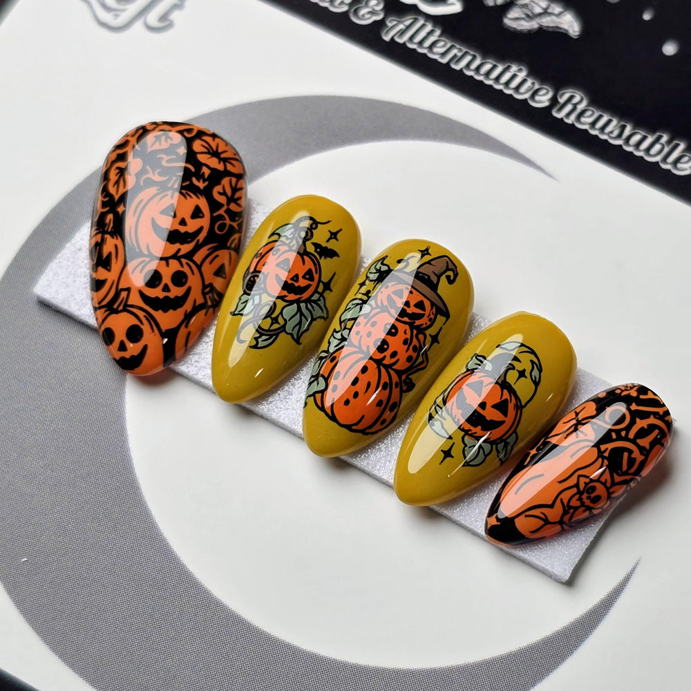 
                      
                        Jack-O' Garden, Gothic Halloween Jackolantern Press On Nails, Goth Spooky Pumpkin Nails, Orange and Black Press Ons
                      
                    