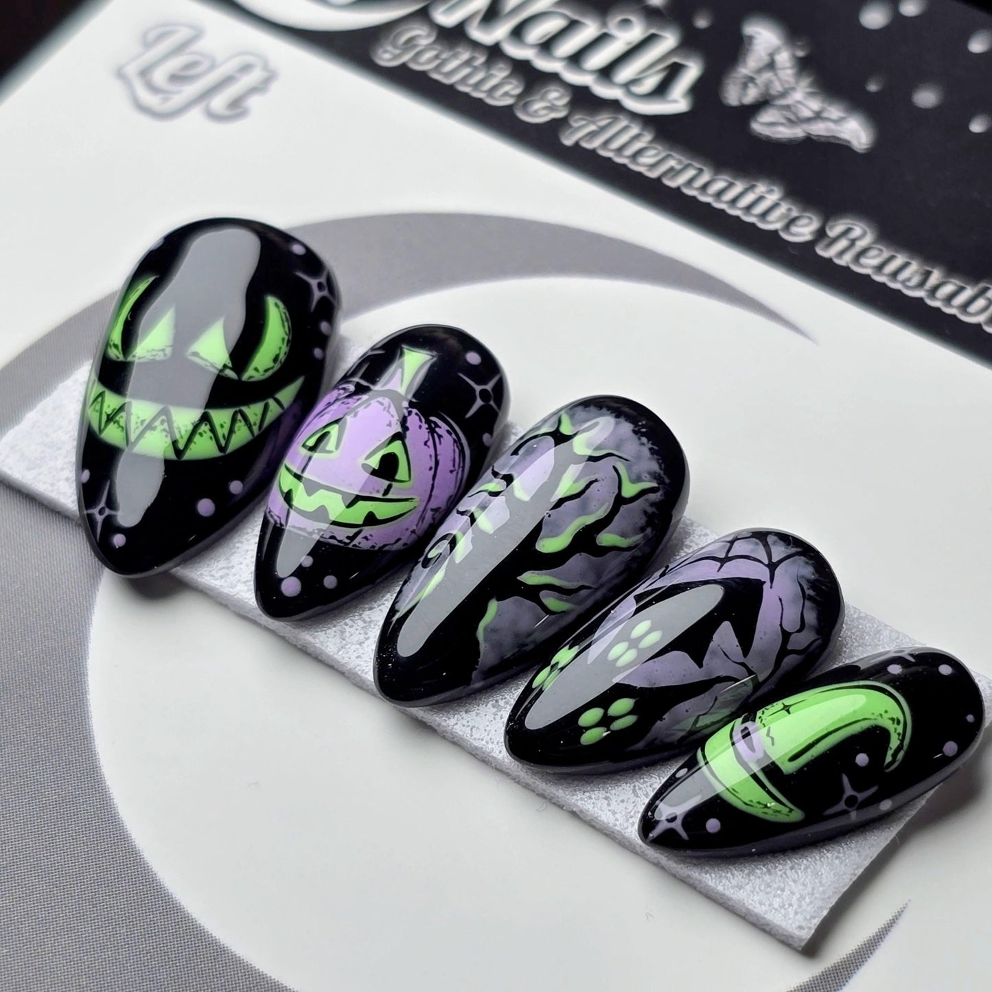 Wicked Wonderland - The Laughing Woods, Gothic Halloween Press On Nails, Spooky Haunted Forest Nails