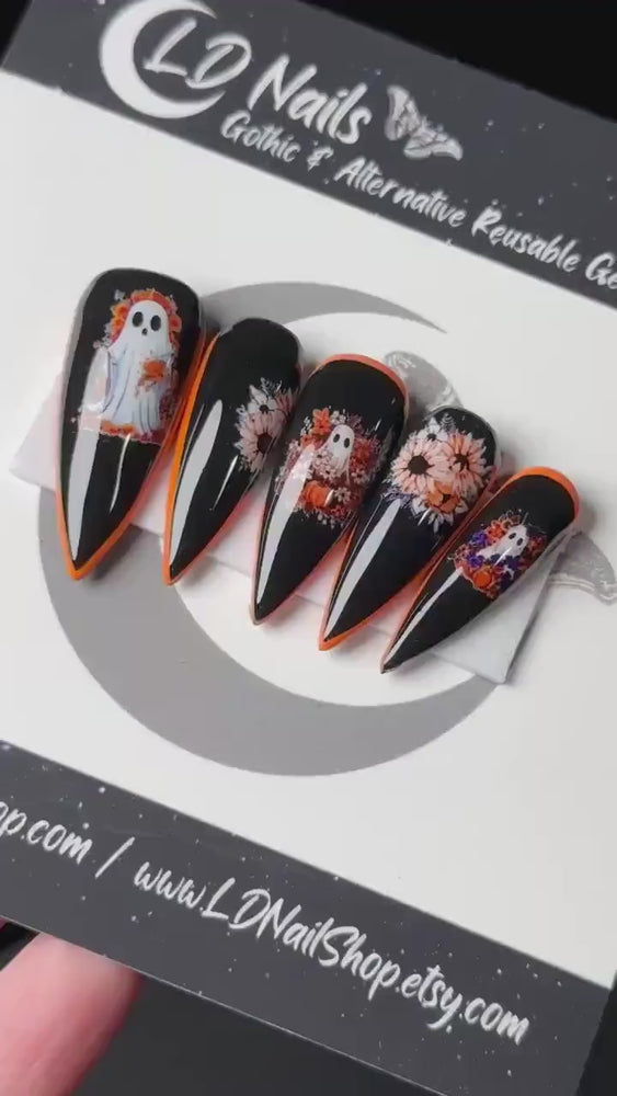 
                      
                        Load and play video in Gallery viewer, Haunted Harvest, Autumn Ghost Nails, Black and Orange Nails, Gothic Fall Press On Nails, Custom Halloween Nails, Reusable False Nails
                      
                    