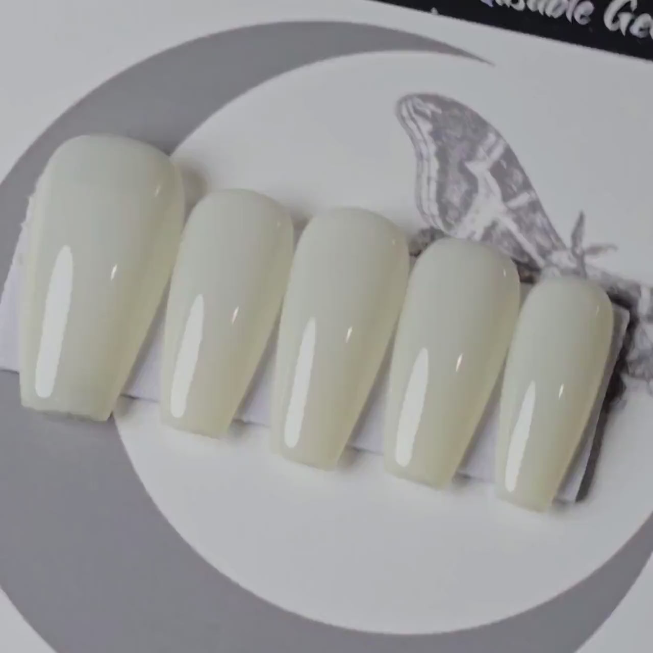 Milky White, Sheer White Press On Nails, Simple Nails, Basic Nails, Witchy Nails, Gothic Nails, Minimalist Nails, Reusable False Nails