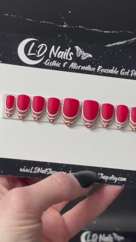 
                      
                        Load and play video in Gallery viewer, Gingerbread Tips, Gothic Xmas Press On Nails, Winter Nails, Christmas Press On Nails, Goth Press Ons, Reusable False Nails, Stick On Nails
                      
                    