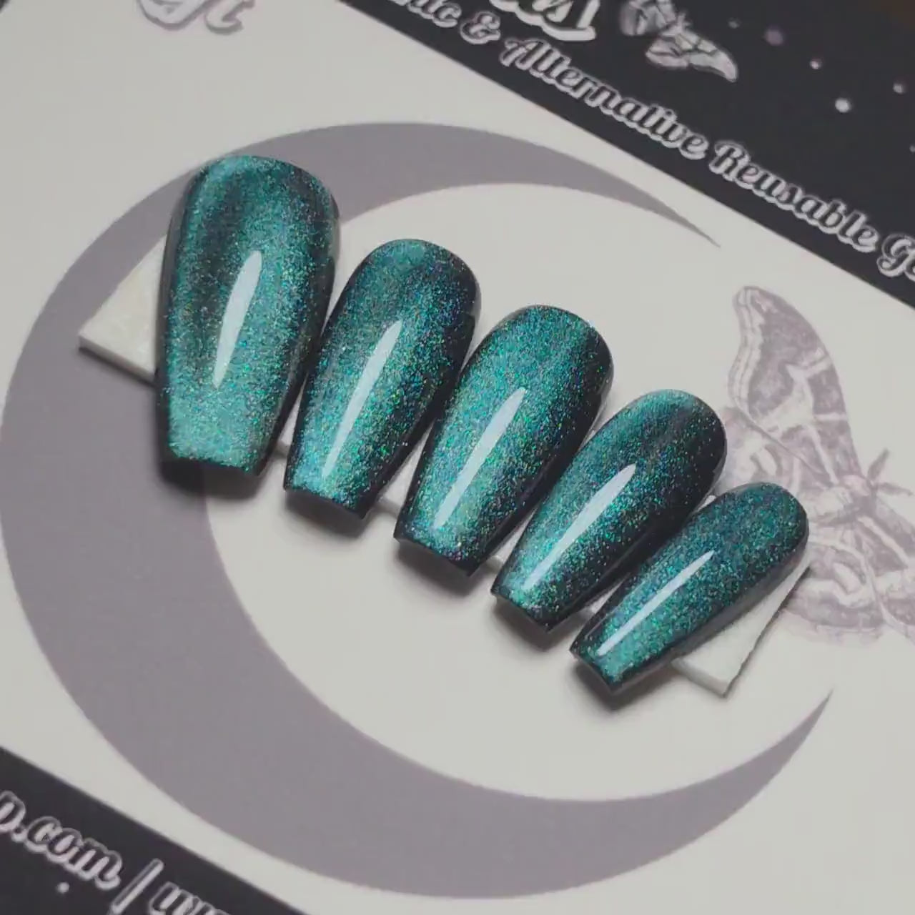 Drown Moon Cat Eye Press On Nails, Halloween Color Shift Nails, Moody Fall Nails