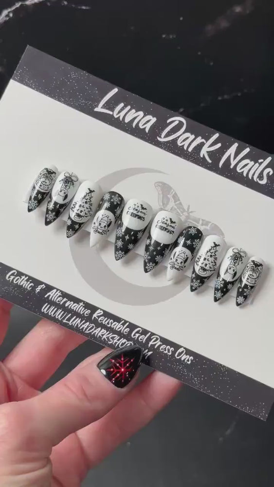 
                      
                        Load and play video in Gallery viewer, Batty Christmas, Gothic Press On Nails, Creepmas Nails, Spooky Cute Christmas Nails, Goth Press Ons, Reusable False Nails, Stick On Nails
                      
                    