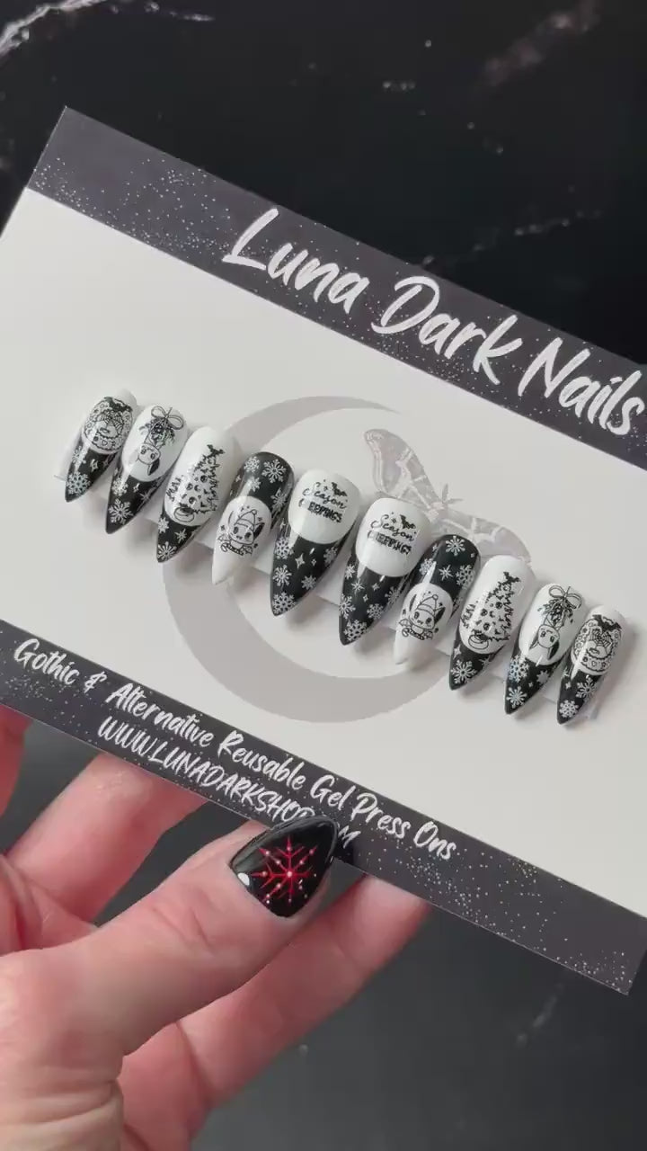 Batty Christmas, Gothic Press On Nails, Creepmas Nails, Spooky Cute Christmas Nails, Goth Press Ons, Reusable False Nails, Stick On Nails