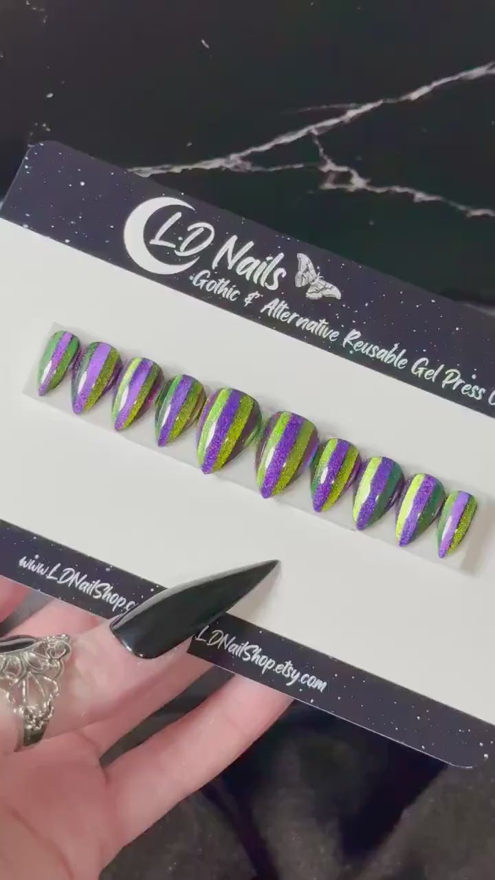 Beetle Cat Eye Press On Nails, Purple and Green Striped Nails, Gothic Press Ons, Witchy Nails, Reusable False Nails, Alternative Nails