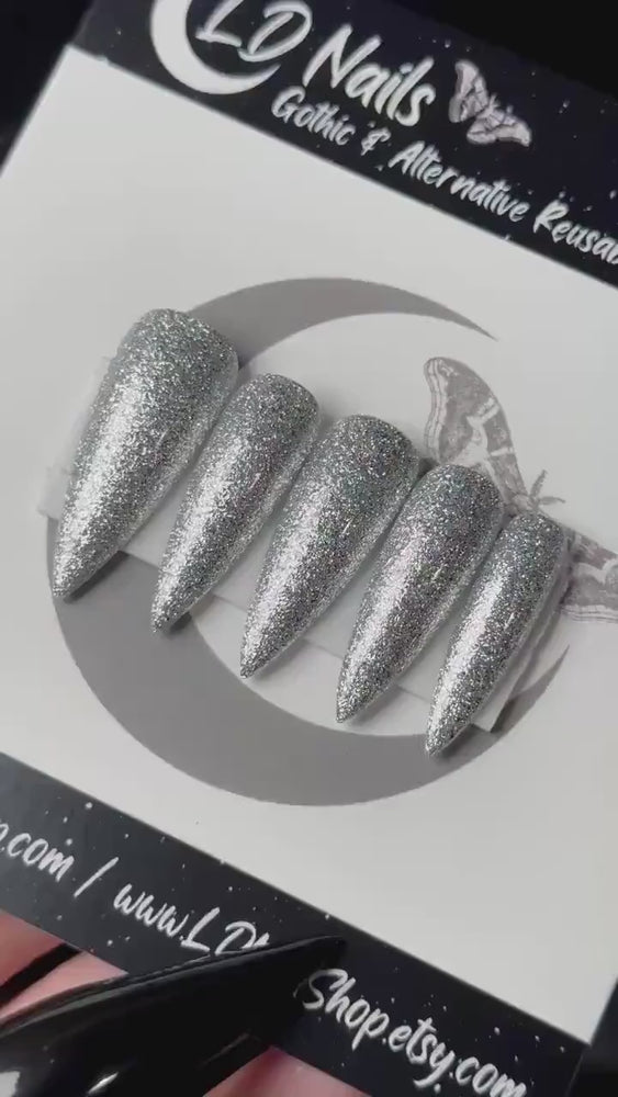 
                      
                        Load and play video in Gallery viewer, Glam Parade Press On Nails, Silver Glitter Nails, Basic Nails, Witchy Nails, Gothic Nails, Minimalist Nails, Reusable False Nails
                      
                    